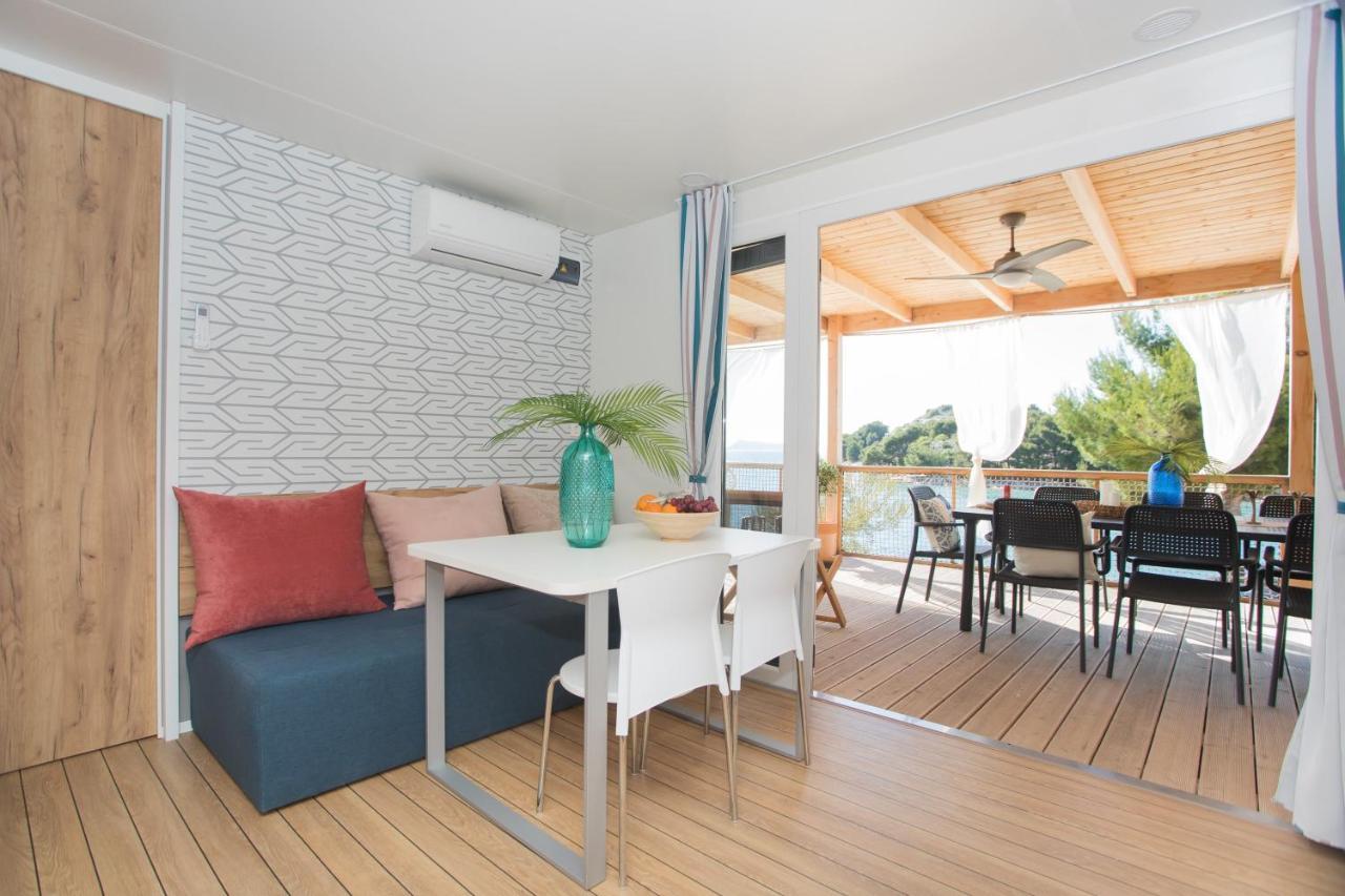 Ferienwohnung Mara'S Coast - Amelia Pakoštane Exterior foto